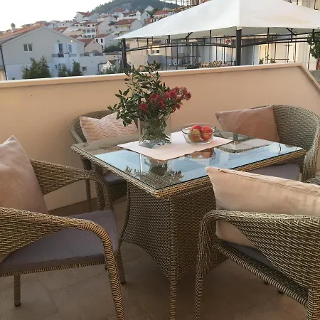 Tomo Apartment Hvar Town