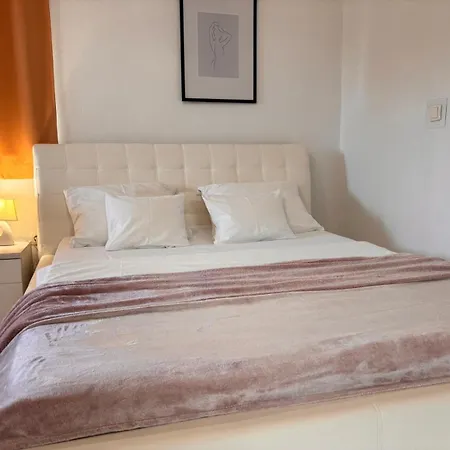 Tomo Apartment Hvar Town