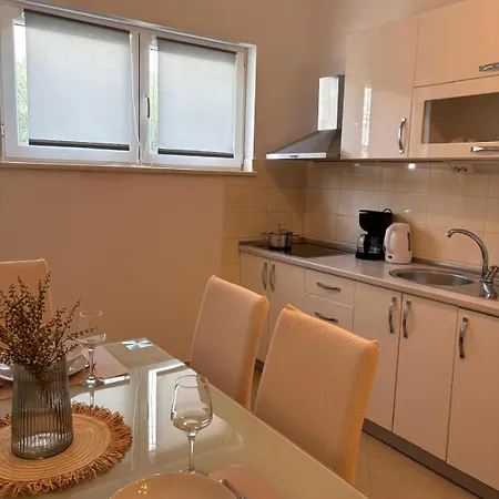 Apartment Tomo Hvar Town