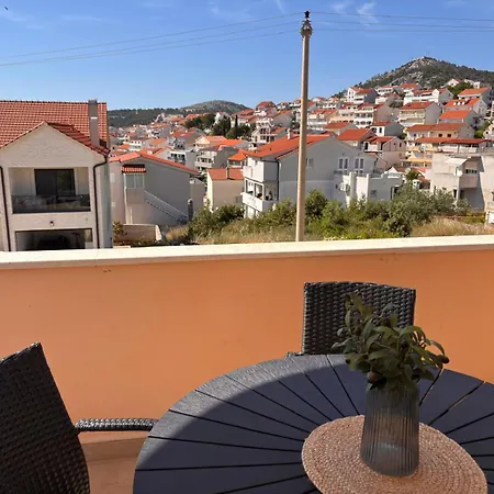 Apartamento Tomo